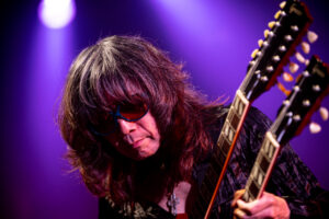ISSEI TAKAMI Guitar/Guitar synth
